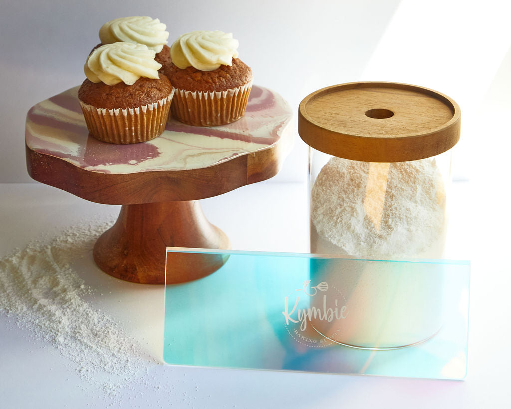Kymbie® 3 Piece Iridescent Acrylic Cake Disc and Scraper Set