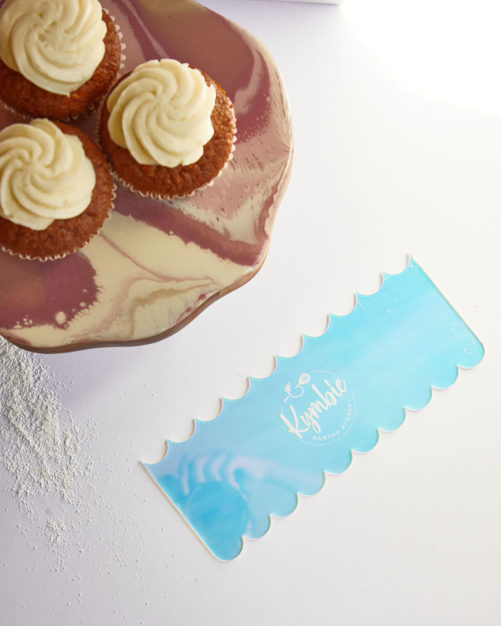 Kymbie® 3 Piece Iridescent Acrylic Cake Disc and Scraper Set